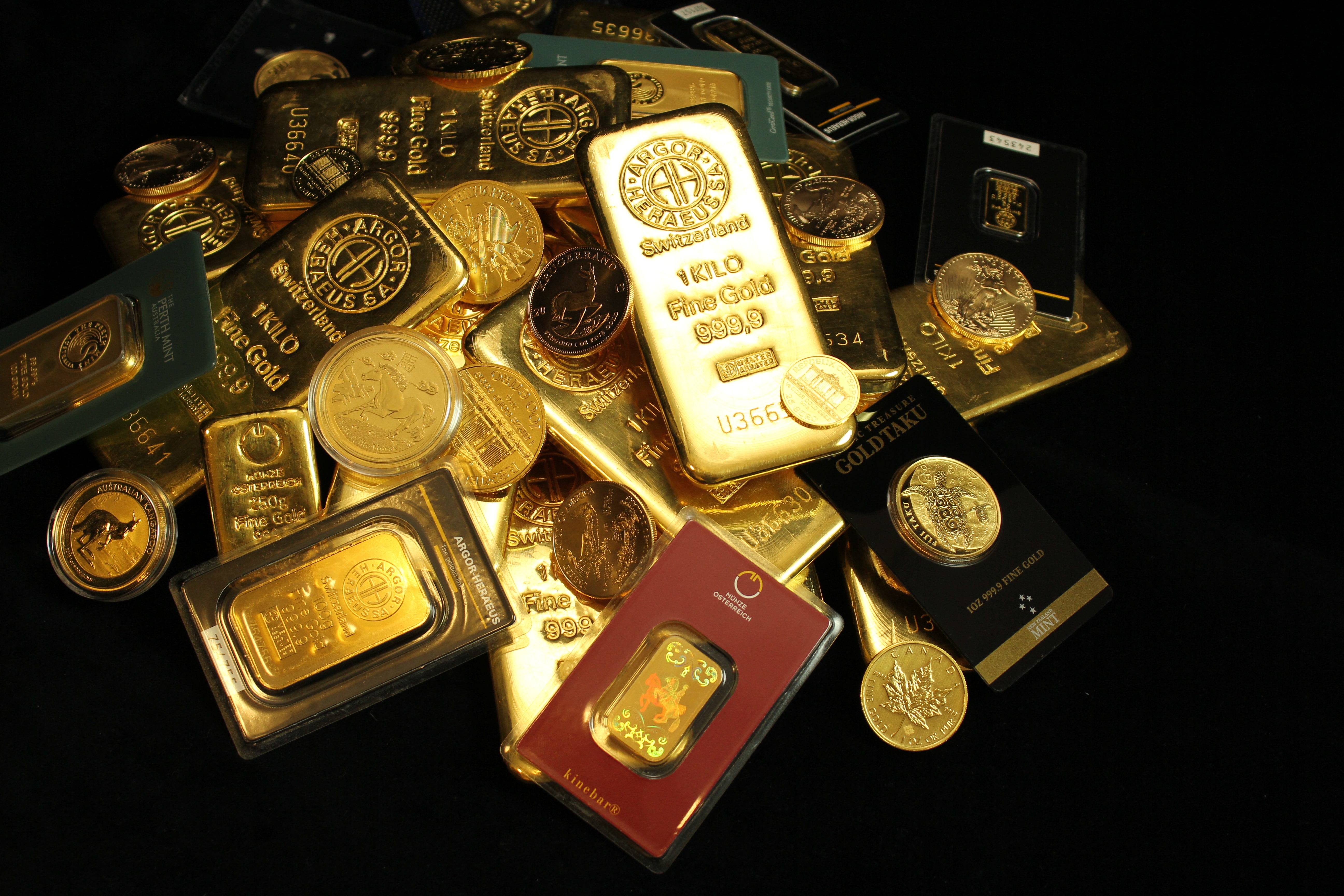 The Essential Guide to Gold IRA Rollovers